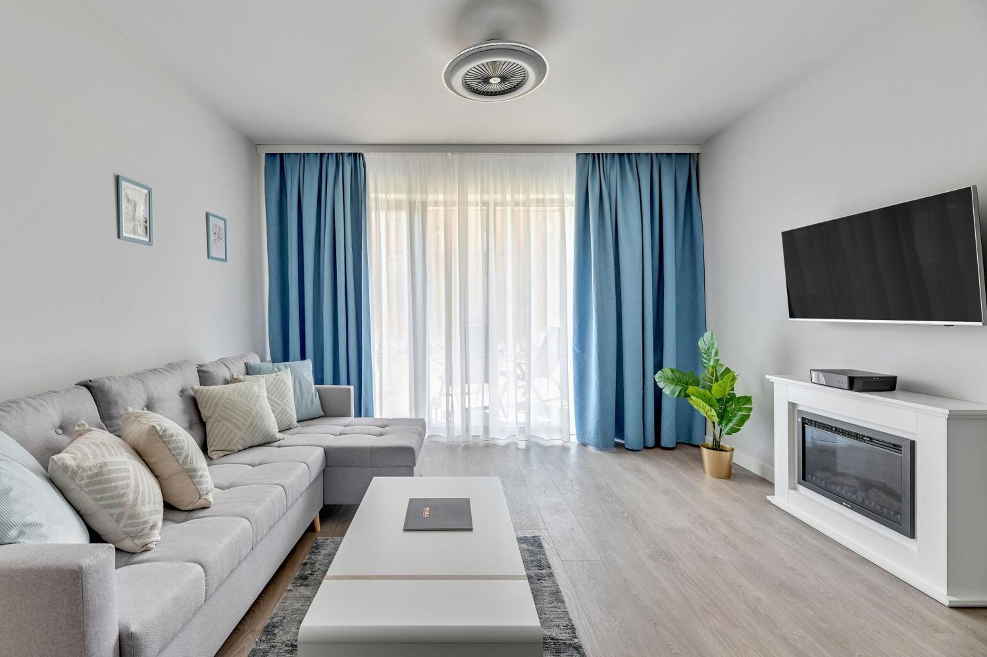 Scala City Center Apartments & Studios By Lion Apartments Gdansk Exterior photo